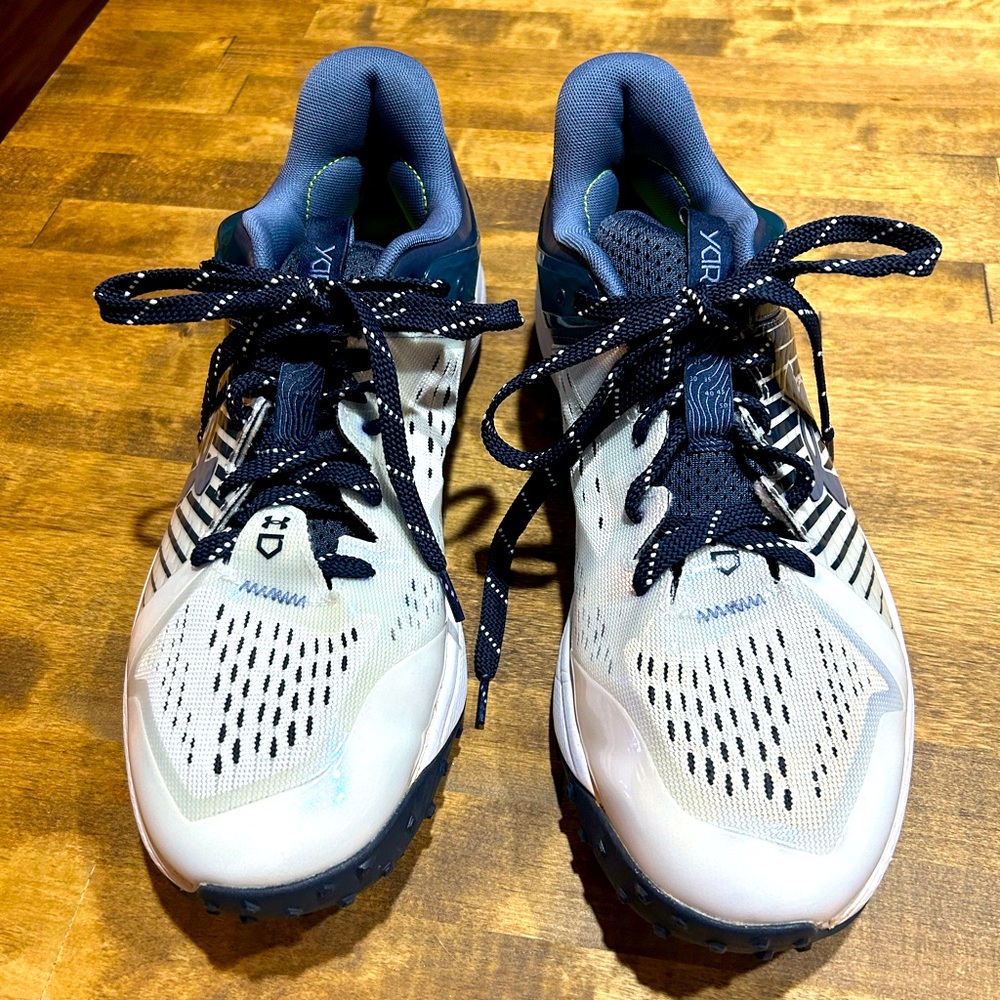 ✨Under Armor Cleats✨